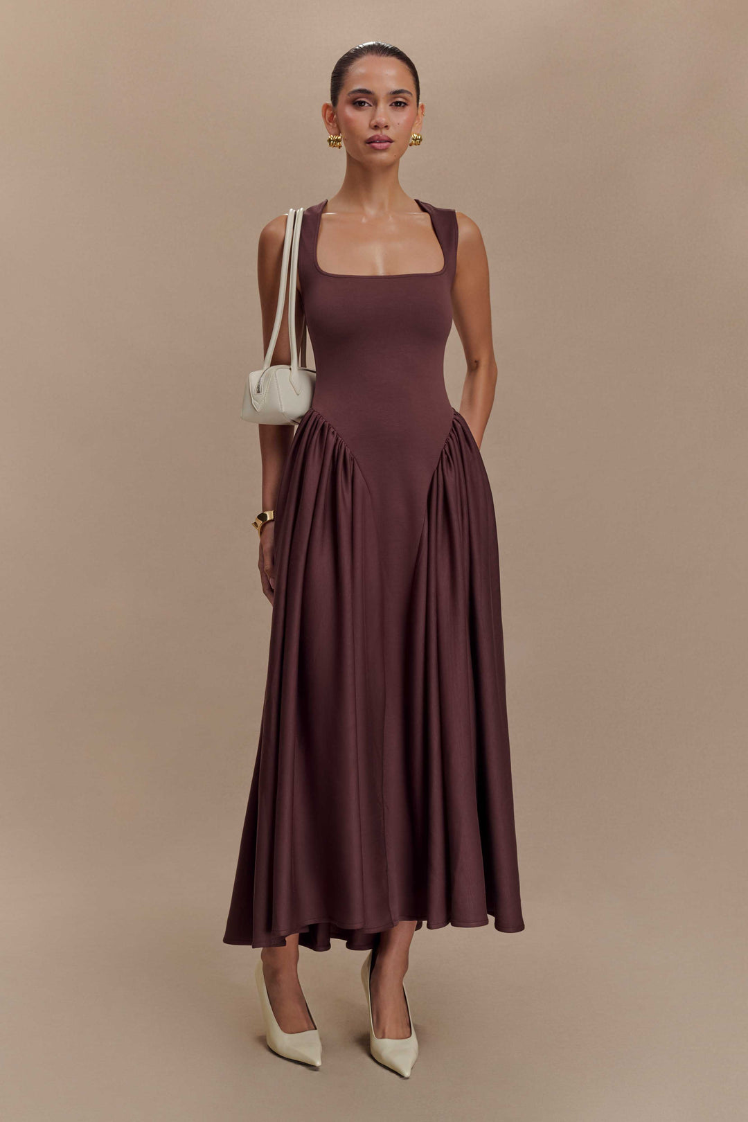Sara - Robe midi en maille marron