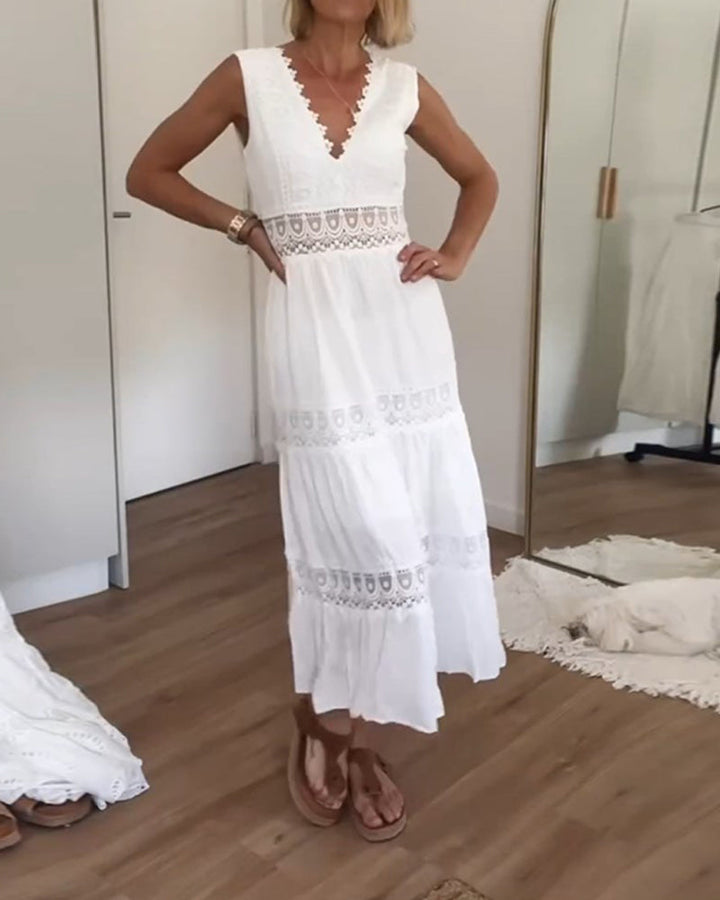 Kim - Robe en Dentelle avec Décolleté en V