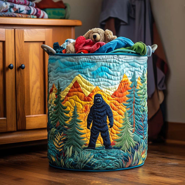 Panier à linge matelassé fait main – motif Sasquatch de Sentier Montagnard