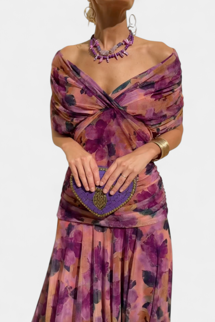 Luana - Robe élégante avec décolleté en V