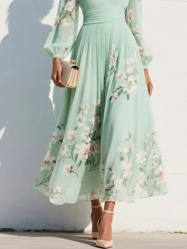Elga - Robe maxi plissée en chiffon avec motif floral