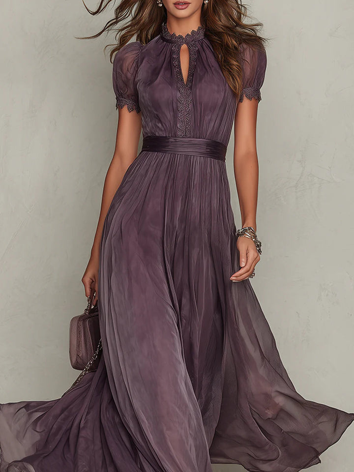Flávia - Robe longue violette avec décolleté