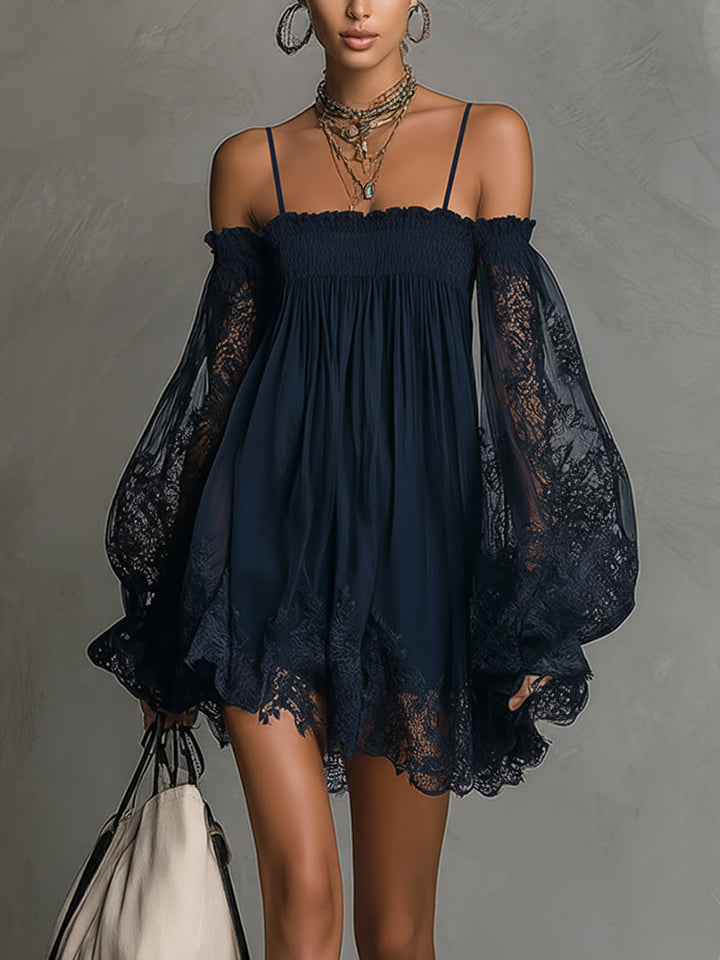 Nádia - Robe mini avec épaules dénudées et dentelle