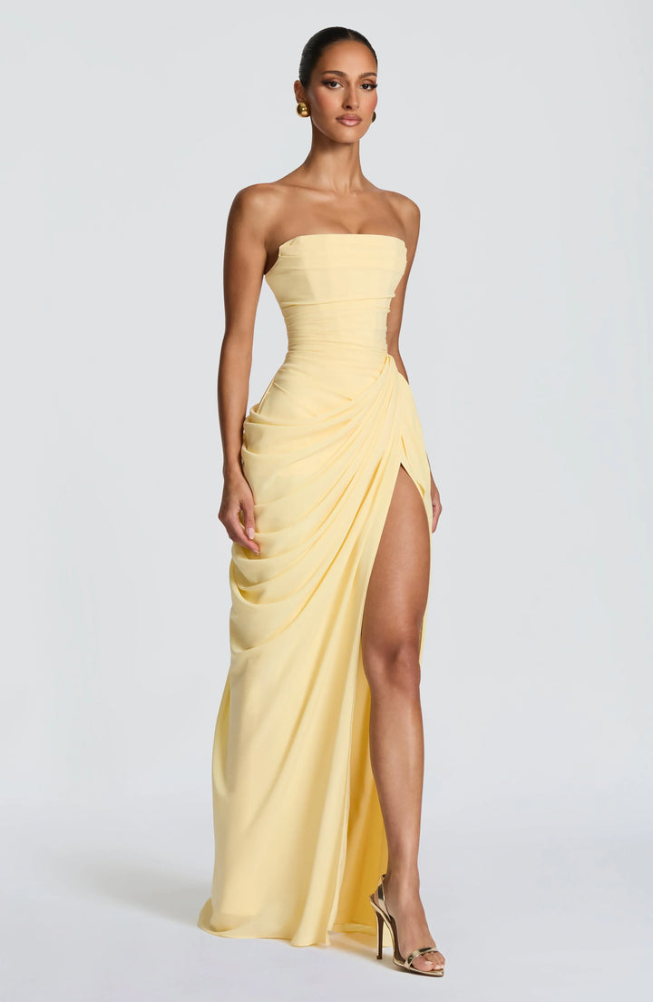 Adriana - Robe Longue Drapée avec Fente