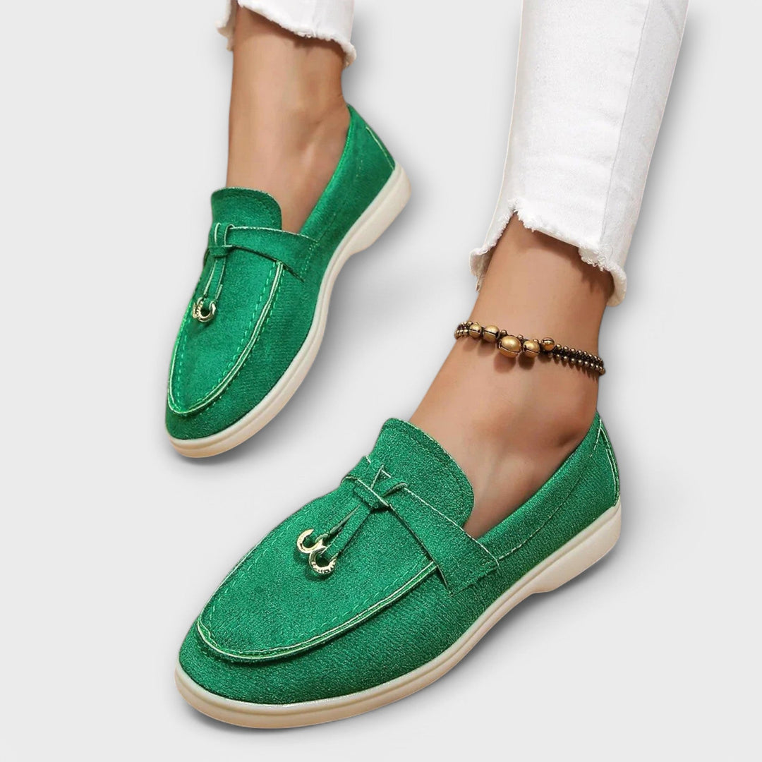 Mocassins Féminins Beiges avec Cordon Décoratif