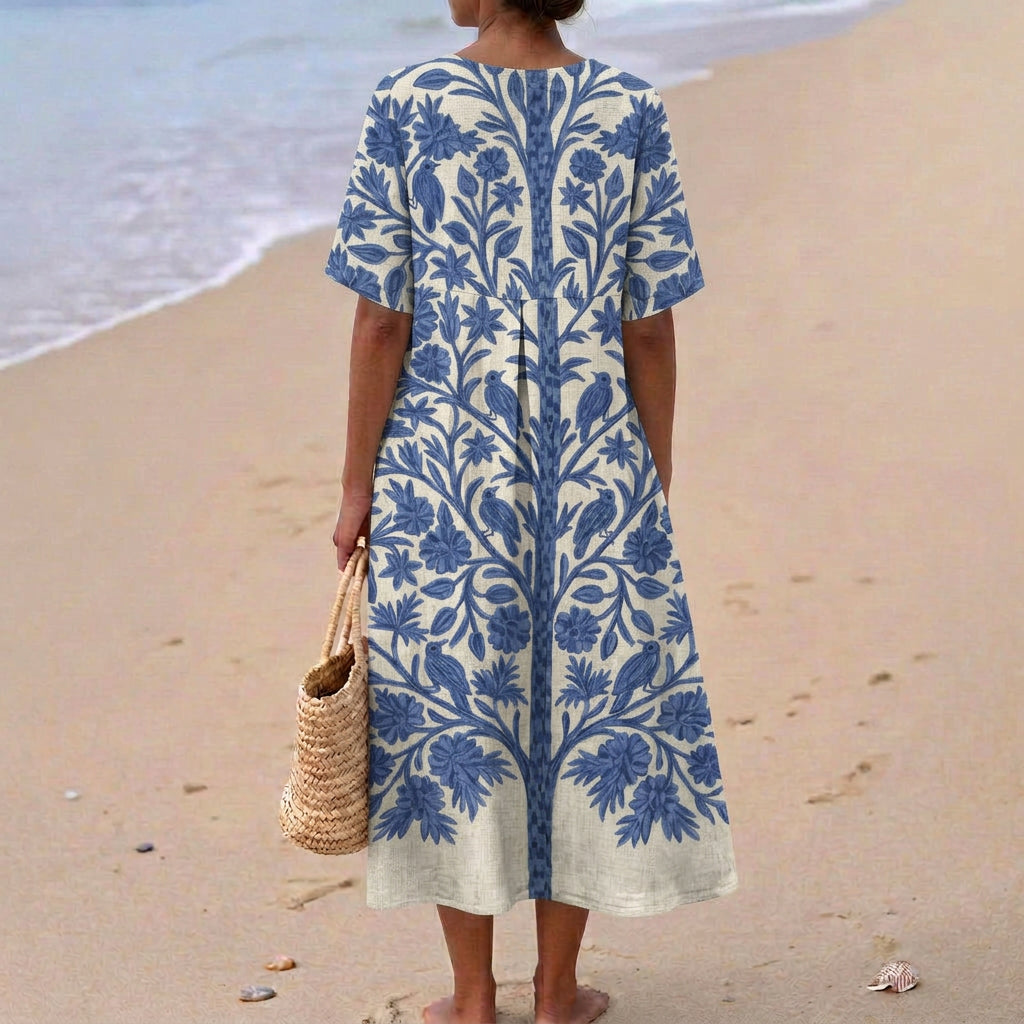Esmeralda - Robe Bleue Brodée
