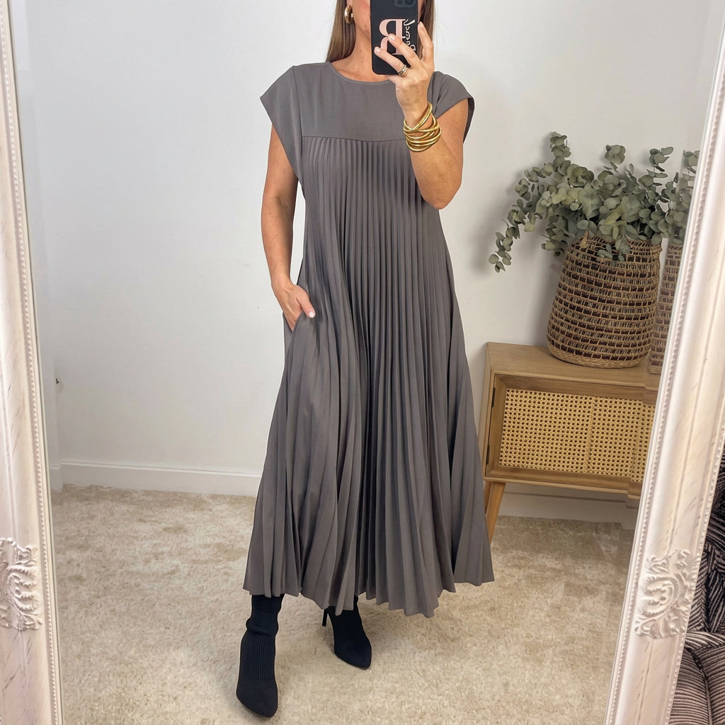Ana - Robe de Confort Intemporel